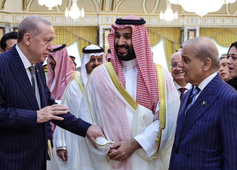 Saudi Arabia Turkey Pakistan sign joint defense agreement